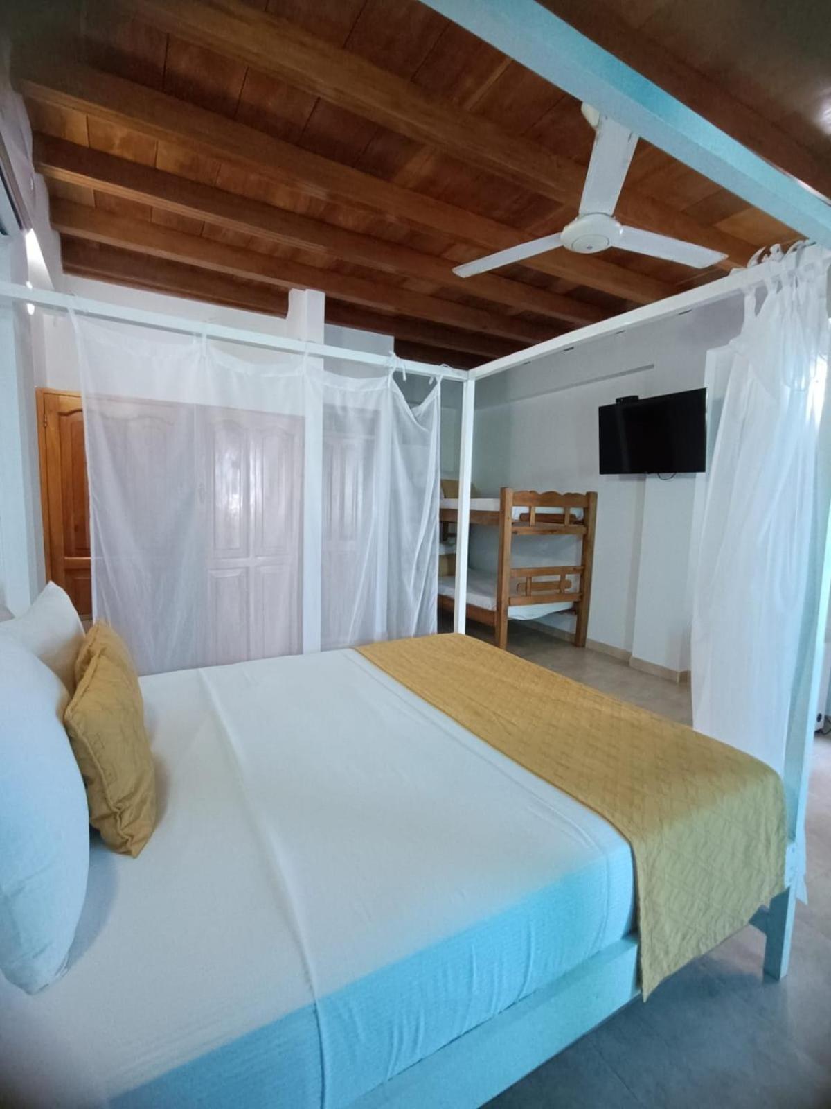 hotel 3 banderas Manzanillo del Mar Cartagena Exterior foto